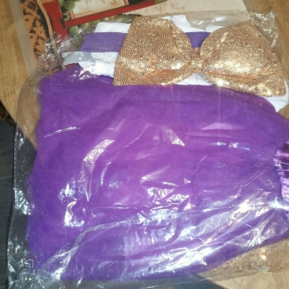 1st birthday outfit - Picture 1 of 1